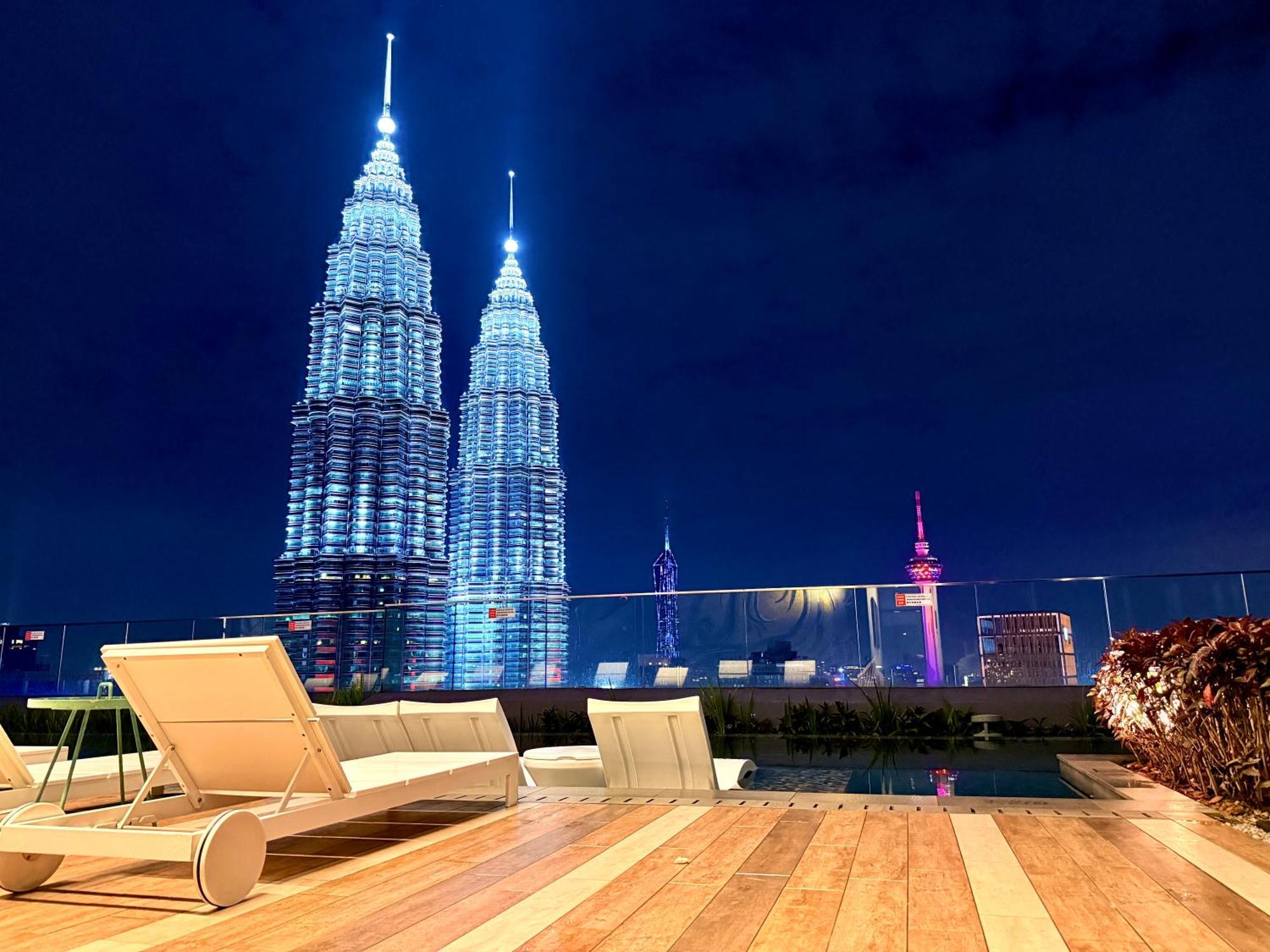 Star Residence Klcc By Sky Pool Kuala Lumpur Extérieur photo
